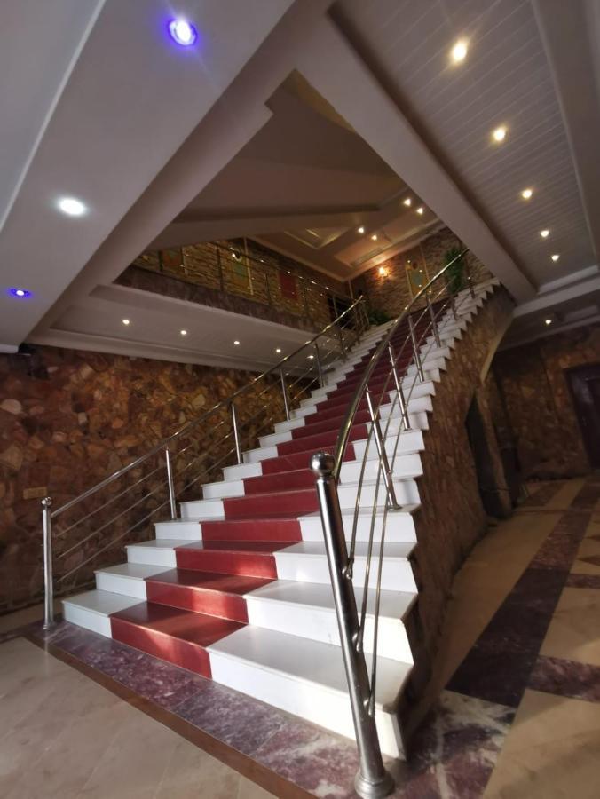 Triple One Hotel Abbottabad Exterior foto